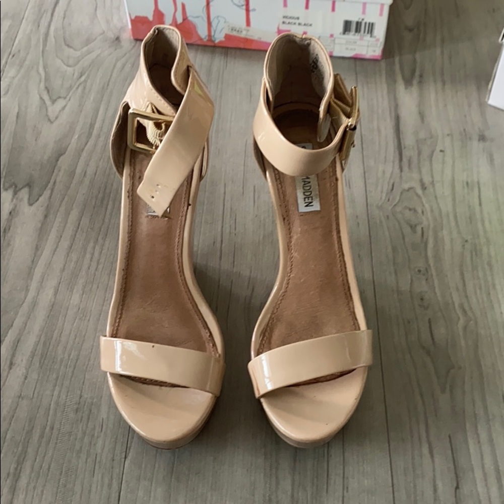 Steve Madden - Picture 3 of 3